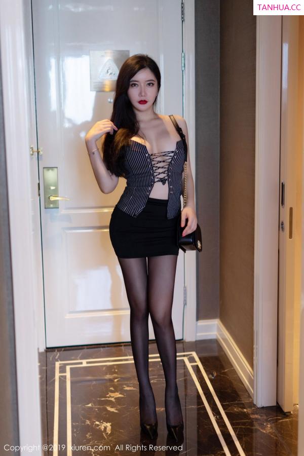 许飞 许飞 [XIUREN]高清写真图 2019.07.03 心妍小公主第2张图片